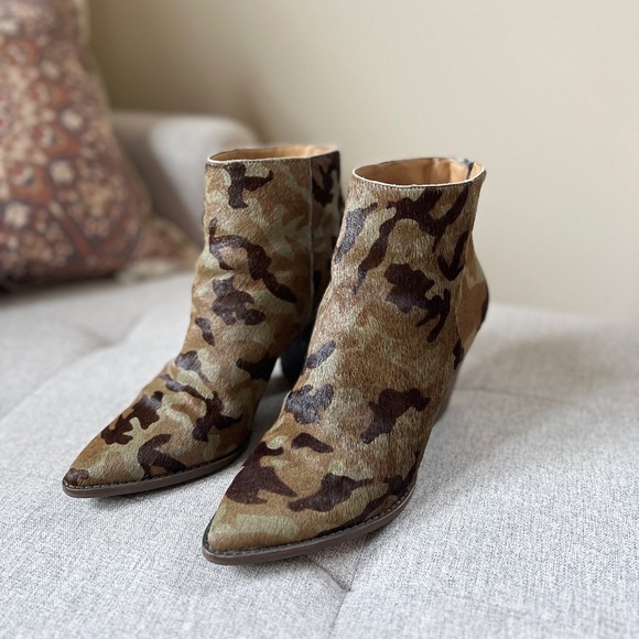 Lucky Brand Adalan Calf Hair Camo Heeled Booties - Picture 3 of 7